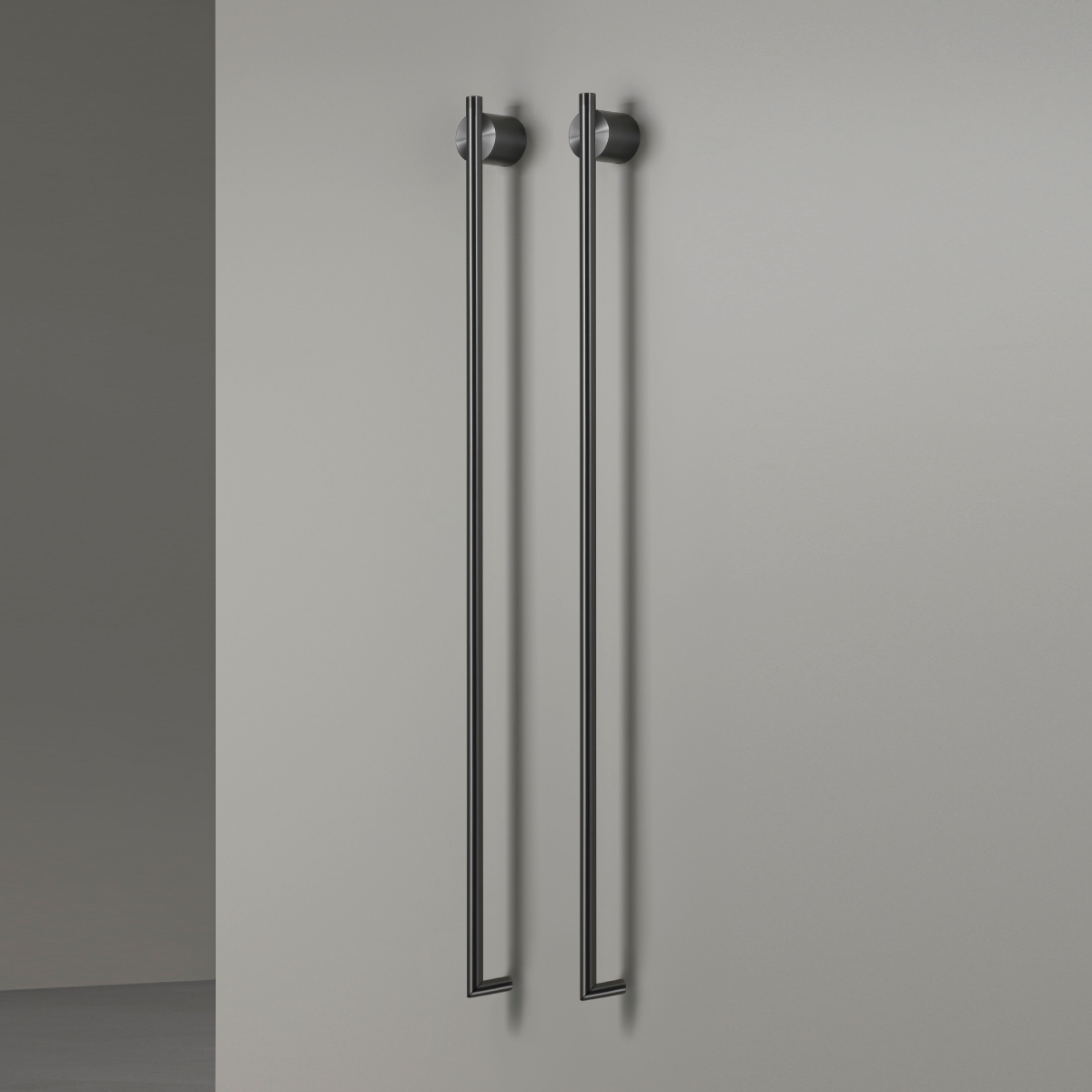Equilibrio полотенцесушитель электрический 2хL.1060 мм, сталь, цвет Black Diamond сатинированный Equilibrio полотенцесушитель электрический 2хL.1060 мм, сталь, цвет Black Diamond сатинированный