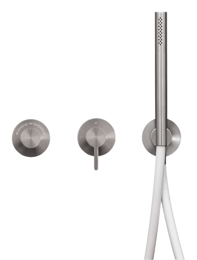 Смесители Термостат Innovo, настенный, на 3 отверстия, ручной душ Ø 18 мм, шланг в стальной оплётке, внешняя часть, цвет сатинированная сталь 