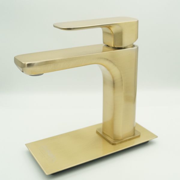 Однорычажный смеситель для раковины (излив 12 см), с донным клапаном, цвет бронза