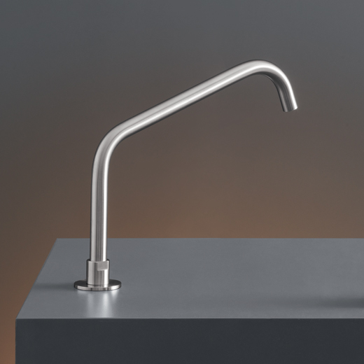 Комплектующие Настольный вращающийся кран с возможностью фиксации NEU05 