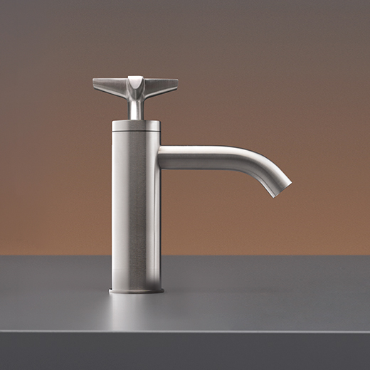 Смесители Настольный гидропрогрессивный смеситель с краном 