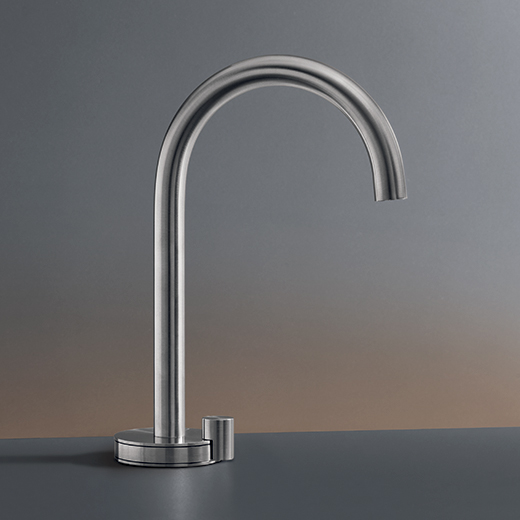 Смесители Настольный гидропрогрессивный смеситель с краном. Высота 255 мм 