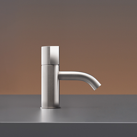 Смесители Настольный смеситель с краном 