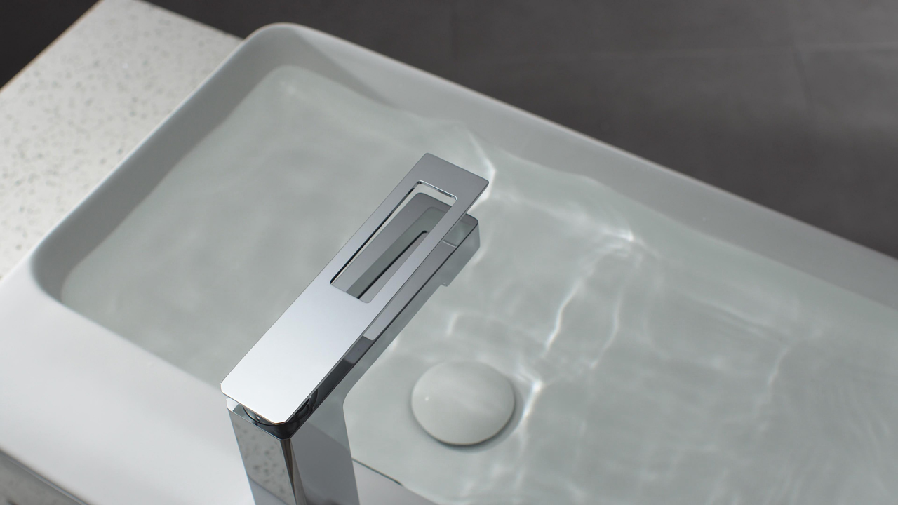 Смесители Смеситель для умывальника высокий Chrome 