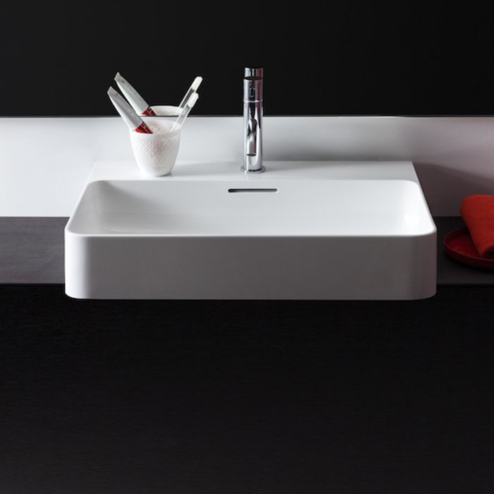 Раковины Laufen VAL Раковина 600х420х115мм с 1 отв. под смеситель, глазурь 2 стор, цвет: белый 