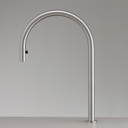 Комплектующие Настольный вращающийся кран с выдвигающимся ручным душем FRE149 