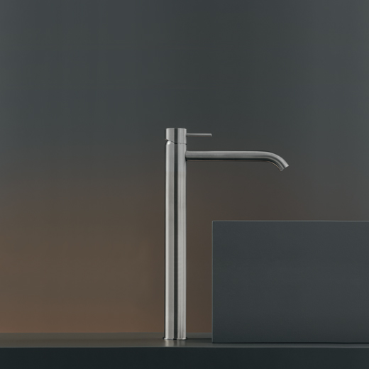 Смесители Настольный смеситель для раковины. Высота 355 