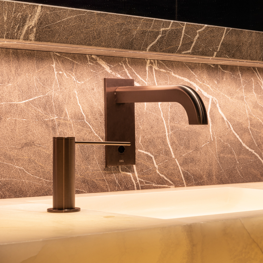 Комплектующие Излив CEA Design Sixty, настенный, сенсорный, длина 251 мм, цвет Black Ivory 